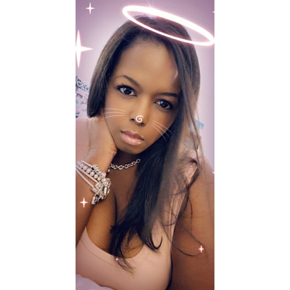 Meet your Posher, Tiff
